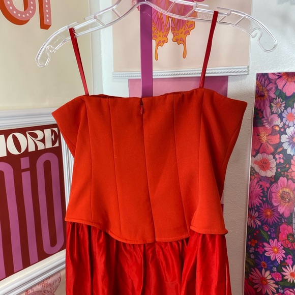 NWT Toccin Melody Corset Midi Dress In Poppy color - Picture 5 of 9